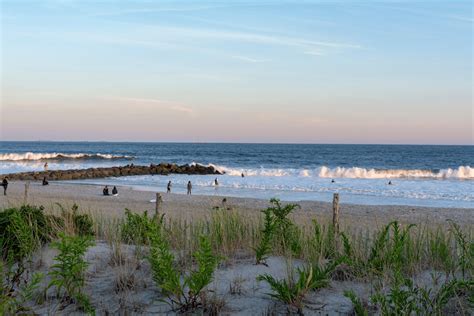 Rockaway Beach: The Ultimate Guide to NYC's 7-Mile Oasis