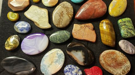 Rocks That Are Worth Money: A Comprehensive Guide to Valuable Minerals and Gemstones