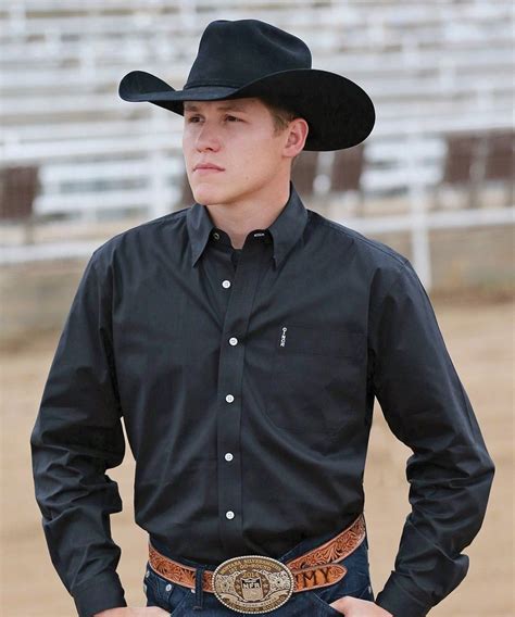 Rodeo Button Up Shirts: A Quintessential Piece for Western Style