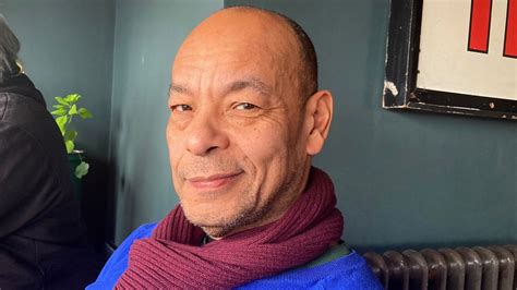 Roland Gift: The Captivating Frontman