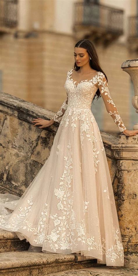 Romantic Bridal Dresses for Your Dream Wedding: A Guide to 6 Enchanting Styles