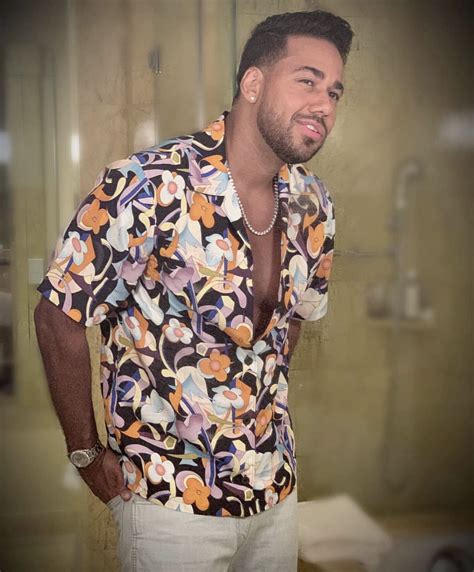 Romeo Santos Shirts: The Ultimate Guide to Style and Inspiration