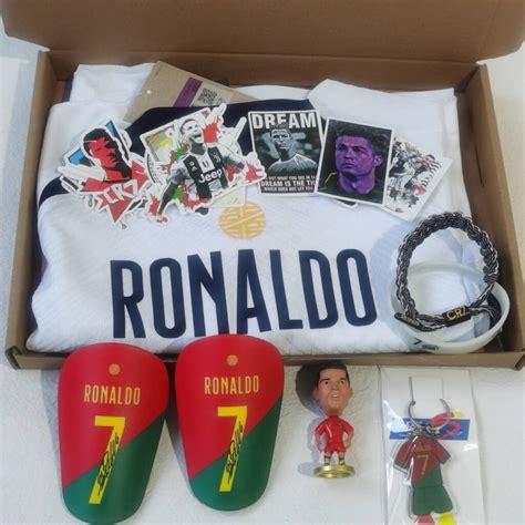 Ronaldo Box: The Ultimate Gift for Any Fan