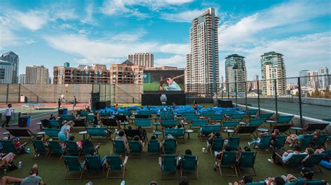 Rooftop Cinema Club Embarcadero: A Cinematic Oasis in the Heart of San Francisco