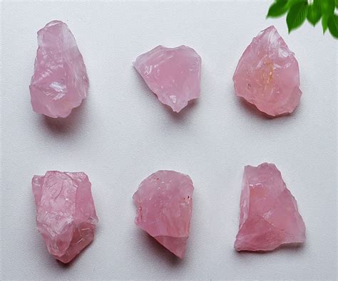 Rose Amethyst: A Stone of Unconditional Love and Spiritual Growth