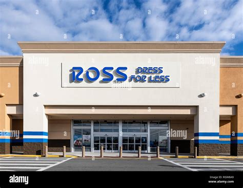 Ross Dress for Less Stock: 10,000+ Shares to Watch