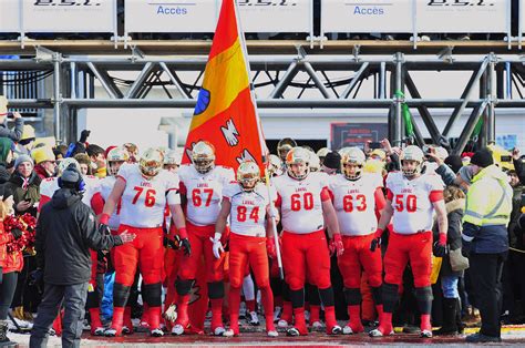 Rouge et Or Football: A Crimson and Gold Tradition