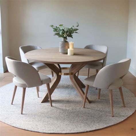 Round Extendable Dining Tables: The Ultimate Guide to Versatile Dining Spaces