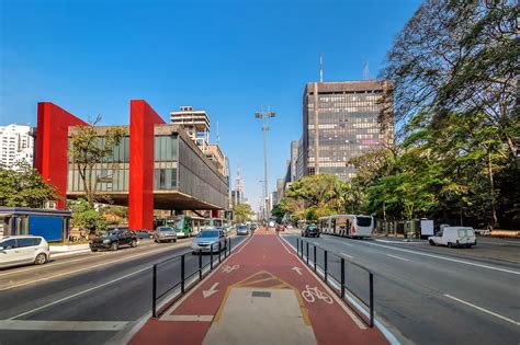 Rua 28: um guia completo para a icônica rua de São Paulo