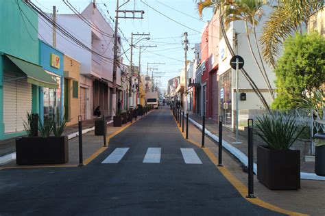 Rua Floriano Peixoto: Um Símbolo da Modernidade e do Progresso em Curitiba