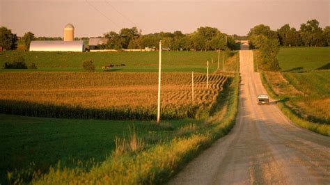 Rural America in the Information Age Kindle Editon