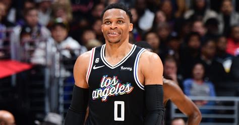 Russell Westbrook's Black Jersey: A Symbol of Style and Dominance