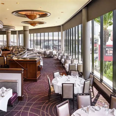 Ruth's Chris Las Vegas: A Culinary Extravaganza with 2,000+ Reviews