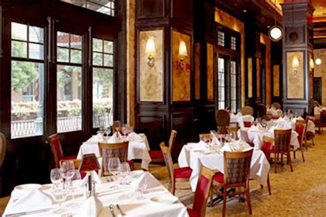 Ruth Chris Fulton St: A Culinary Oasis in the Heart of New York