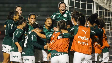 São Paulo x Palmeiras Feminino: Um Clássico Aquece a 13ª Rodada do Brasileir&atil