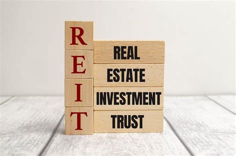 SCHD Split: Maximizing Dividend Growth with Real Estate Investment Trusts (REITs)