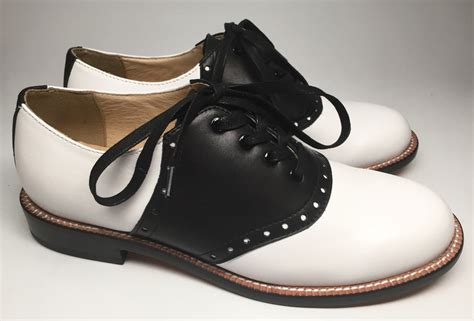 Saddle oxfords