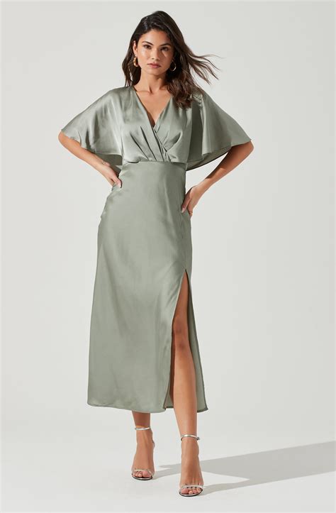 Sage Midi Dress: A Versatile Wardrobe Staple