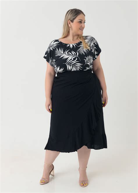 Saia envelope plus size: Envolva-se com estilo e conforto