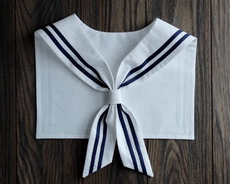 Sailor Collar: