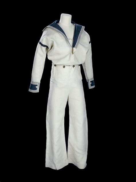 Sailors Outfits: A Timeless Fashion Staple for the Modern Man