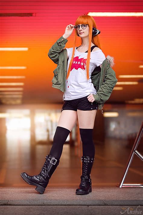 Sakura Futaba Cosplay: A Journey into the Realm of Persona 5