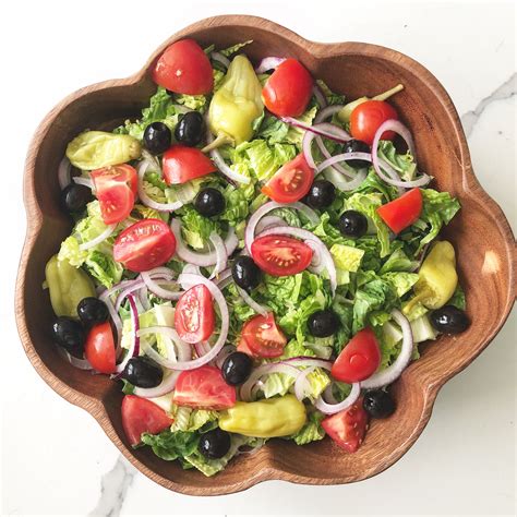 Salads Fresh Delicious Dishes for All Occasions PDF