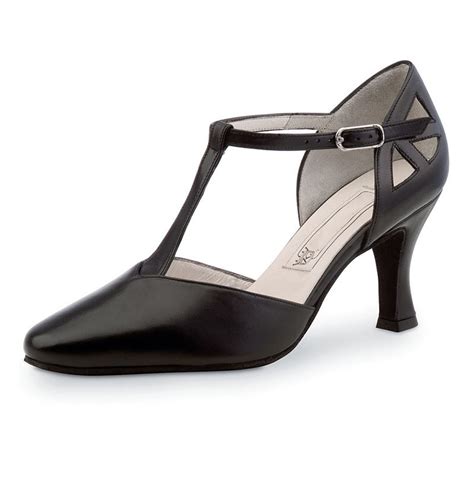 Salome Shoes: A Timeless Classic with Enduring Appeal