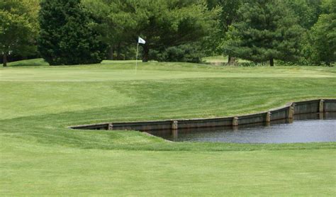 Salt Pond Golf Club: A Comprehensive Guide to the 1967-Established Course