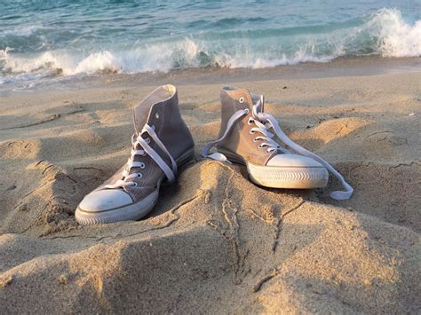 Sand Shoes: The Footwear of Choice for a Day at the Beach