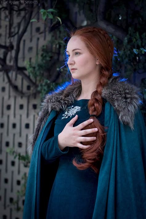 Sansa Stark Cosplay: A Step-by-Step Transformation