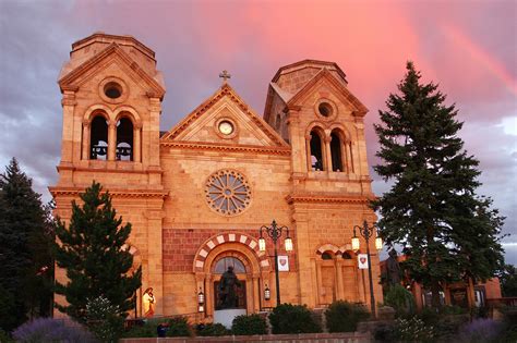 Santa Fe St. Francis: 15 Unforgettable Experiences