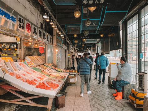 Sapporo Seafood Market: A Culinary Haven for Pescatarians