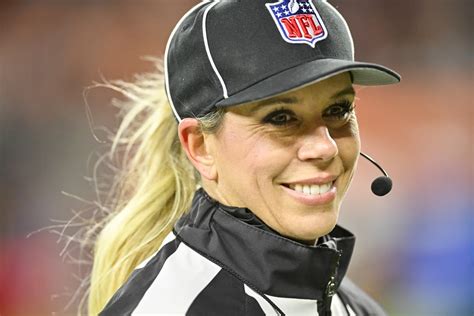 Sarah Thomas's Journey to the NFL