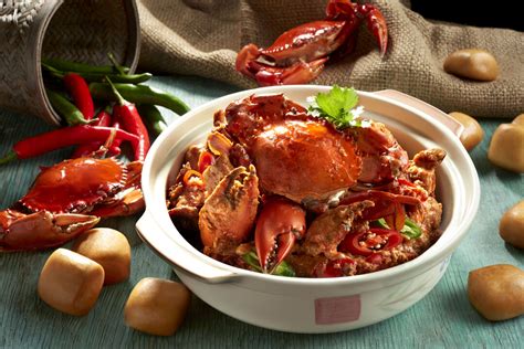 Savory Cravings Delivered: Crab in a Bag's Luscious Seafood Extravaganza to Your Doorstep