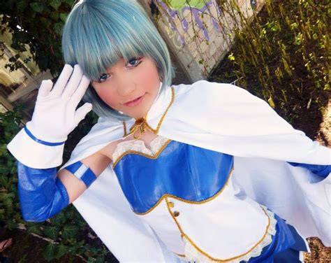 Sayaka Miki: Embracing the Tragic Hero in Madoka Magica Cosplay