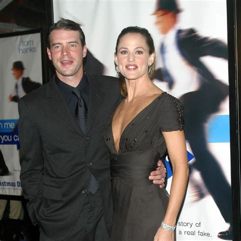 Scott Foley and Jennifer Garner: An Enduring Hollywood Romance