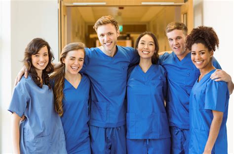 Scrubs Complete: The Definitive Guide to Choosing and Using Medical Scrubs