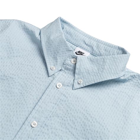 Seersucker Button Down Shirt: The Epitome of Casual Elegance