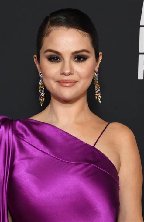 Selena Gomez's Lupus Battle: A Triumph Over Adversity