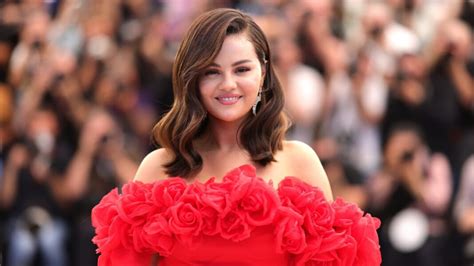 Selena Gomez's Net Worth: A Comprehensive Guide to Her Vast Fortune