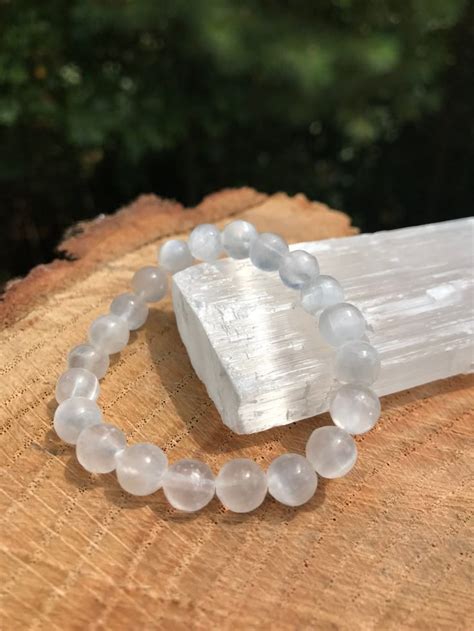 Selenite: A Mineral of Clarity and Protection