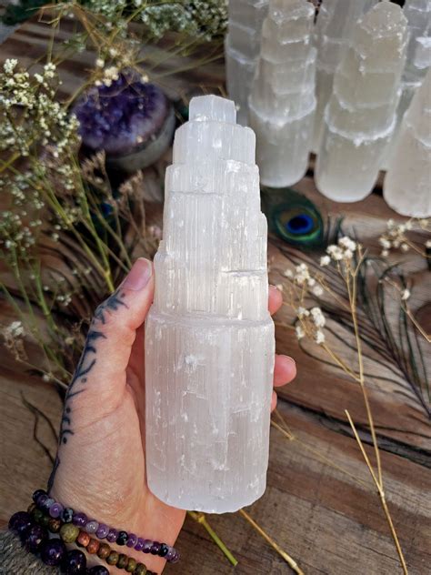 Selenite: The Silky Stone of Tranquility and Self-Reflection