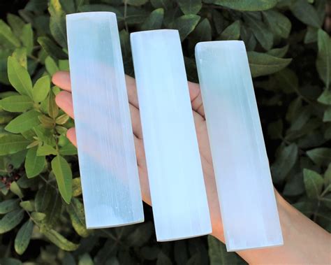 Selenite Charging Plate: Your Guide to Crystal Energy Amplification and Purification