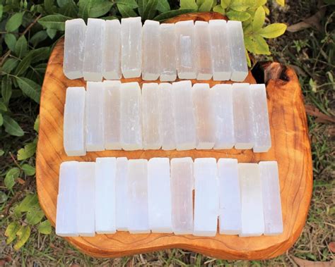 Selenite Meaning and Uses: A Comprehensive Guide to the Crystal of Purity and Clarity