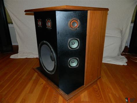 Sentry SP400 Folding Speaker System Epub