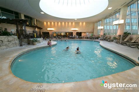 Serenity at Its Best: A Comprehensive Guide to Mystic Lake Casino Hotel Pool