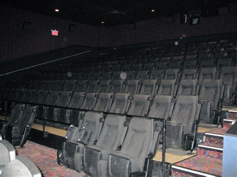 Sheepshead Bay Movie Theater Brooklyn New York: The Ultimate 7,000-Seat Cineplex