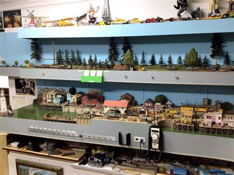 Shelf Layouts for Model Railroads Doc