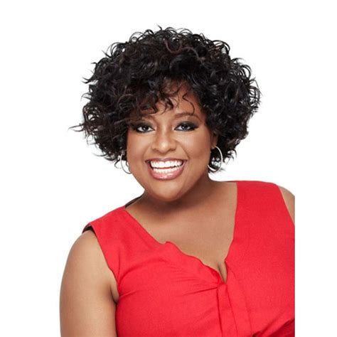 Sherri Shepherd Wigs: 3 Amazing Styles to Try [Must-Read!]